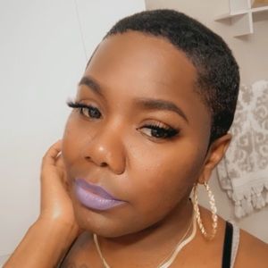 Meet your Posher, Tamara